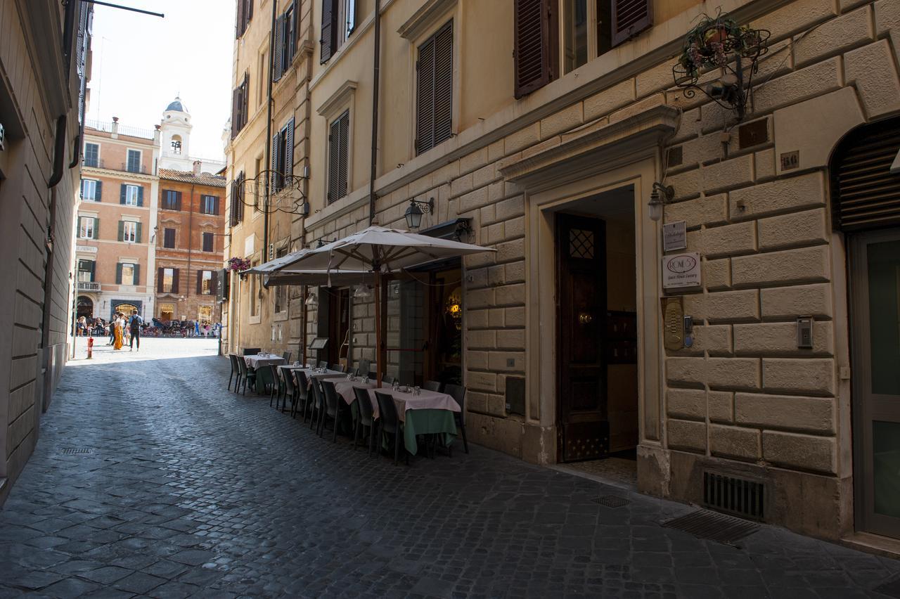 Holidays At The Spanish Steps Рим Екстер'єр фото